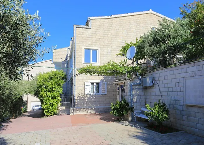 Apartments By The Sea Duce, Omis - 2737