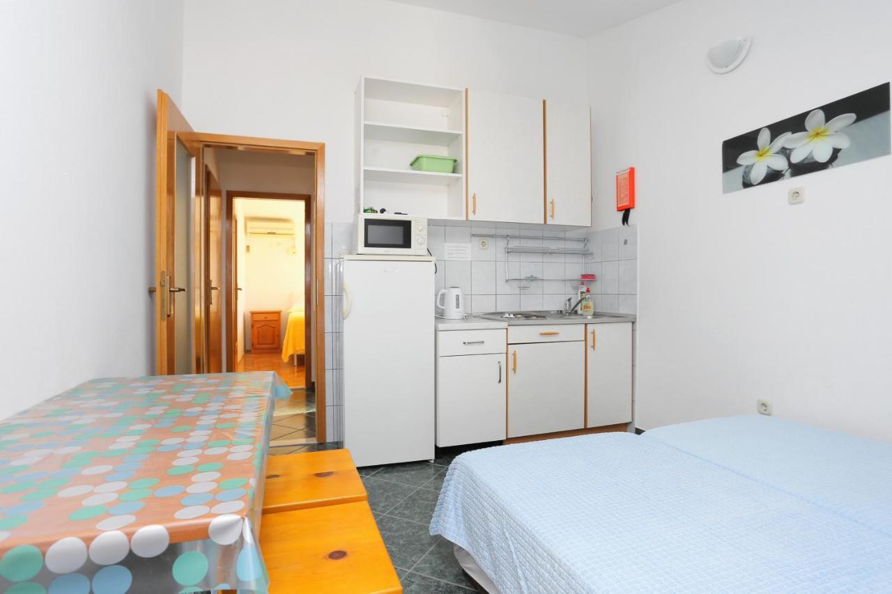 By The Sea Duce, Omis - 2737 Apartment *